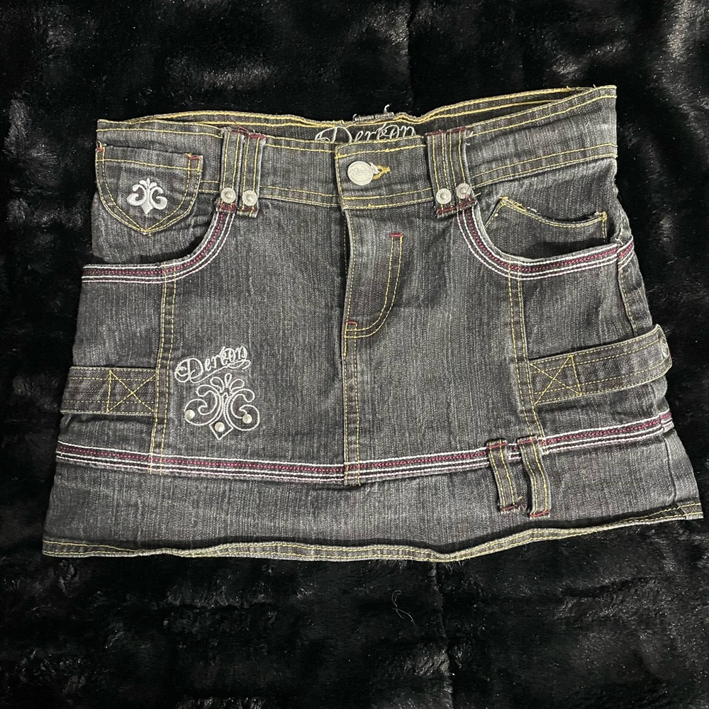 Deréon Embroidered Mini Skirt